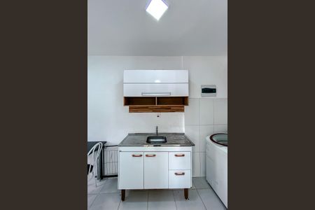 Apartamento para alugar com 30m², 1 quarto e sem vaga Apartamento para alugar com 30m², 1 quarto e sem vagaCozinha e Área de Serviço