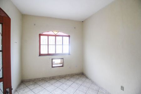 Casa para alugar com 80m², 2 quartos e sem vagaSuíte