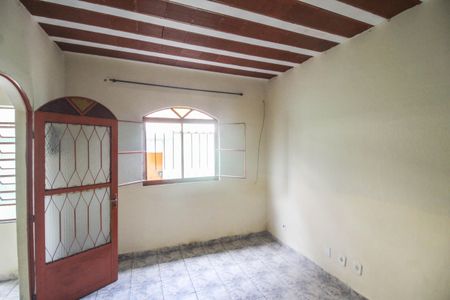 Casa para alugar com 80m², 2 quartos e sem vagaSala