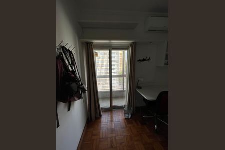 Quarto de apartamento para alugar com 3 quartos, 118m² em Consolação, São Paulo