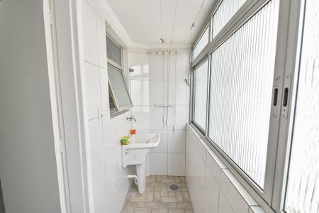 Apartamento à venda com 65m², 2 quartos e sem vaga Apartamento à venda com 65m², 2 quartos e sem vagaÁrea de serviço