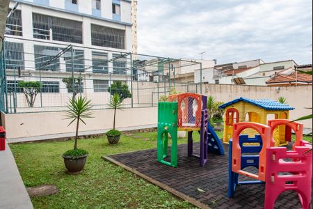 Apartamento à venda com 65m², 2 quartos e sem vaga Apartamento à venda com 65m², 2 quartos e sem vagaÁrea comum - Playground