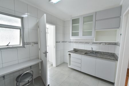 Apartamento à venda com 65m², 2 quartos e sem vaga Apartamento à venda com 65m², 2 quartos e sem vagaCozinha
