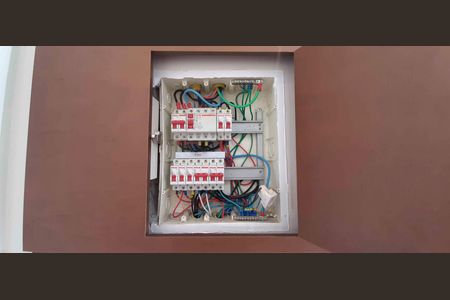 Apartamento para alugar com 38m², 1 quarto e 1 vaga Apartamento para alugar com 38m², 1 quarto e 1 vagaQuadro de Luz