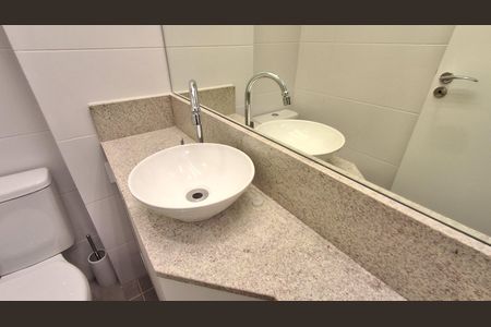 Apartamento para alugar com 68m², 2 quartos e 2 vagasLavabo 