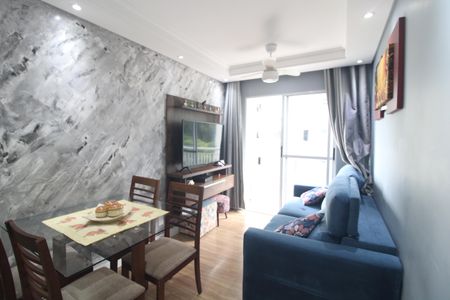 Sala de apartamento à venda com 2 quartos, 48m² em Jardim das Flores, São Paulo