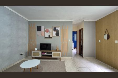 Apartamento para alugar com 100m², 2 quartos e 1 vagaSala