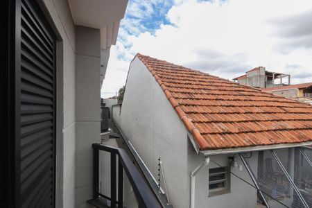Casa à venda com 69m², 3 quartos e 1 vaga Casa à venda com 69m², 3 quartos e 1 vagaVaranda do Quarto 3