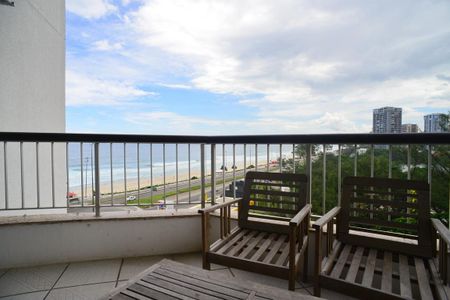 Varanda de apartamento para alugar com 1 quarto, 55m² em Barra da Tijuca, Rio de Janeiro