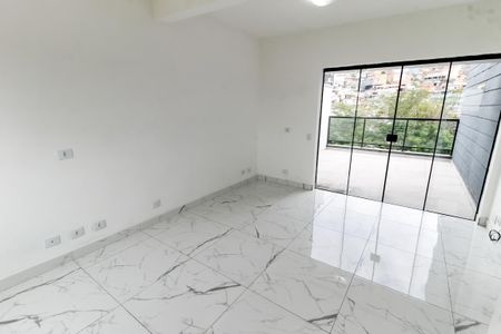 Quarto de kitnet/studio para alugar com 1 quarto, 42m² em Jardim Clementino, Taboão da Serra