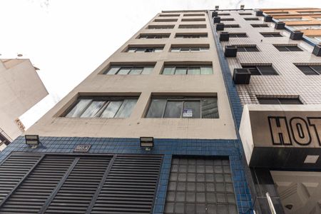 Studio para alugar com 28m², 1 quarto e sem vaga Studio para alugar com 28m², 1 quarto e sem vagaFachada