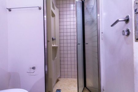 Apartamento para alugar com 85m², 2 quartos e 1 vaga Apartamento para alugar com 85m², 2 quartos e 1 vagaBanheiro 2