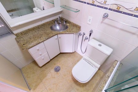 Apartamento para alugar com 85m², 2 quartos e 1 vaga Apartamento para alugar com 85m², 2 quartos e 1 vagaBanheiro 1