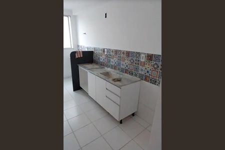 Cozinha de apartamento à venda com 2 quartos, 47m² em Jardim Santa Teresinha, São Paulo