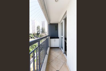 varanda de apartamento à venda com 3 quartos, 66m² em Vila Andrade, São Paulo