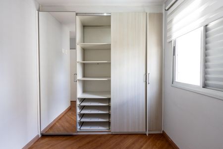 Apartamento à venda com 67m², 2 quartos e 2 vagas Apartamento à venda com 67m², 2 quartos e 2 vagasQuarto 2