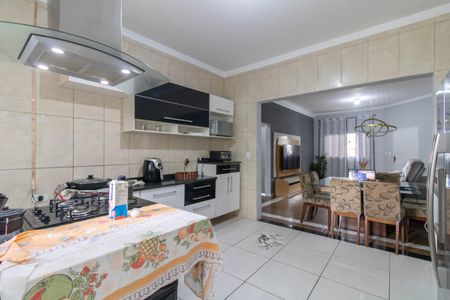 Casa para alugar com 300m², 2 quartos e 3 vagasCozinha