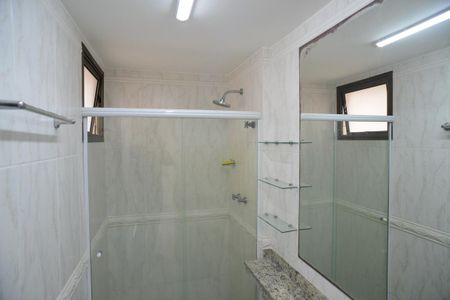 Apartamento para alugar com 115m², 3 quartos e 2 vagas Apartamento para alugar com 115m², 3 quartos e 2 vagasBanheiro Suíte
