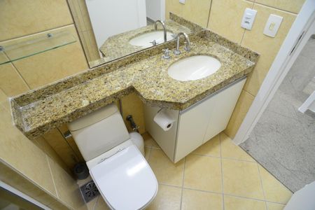 Apartamento para alugar com 115m², 3 quartos e 2 vagas Apartamento para alugar com 115m², 3 quartos e 2 vagasBanheiro Social
