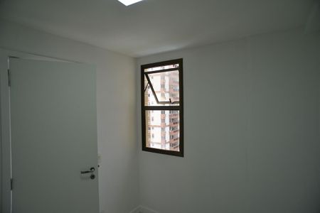 Apartamento para alugar com 115m², 3 quartos e 2 vagas Apartamento para alugar com 115m², 3 quartos e 2 vagasQuarto de Serviço