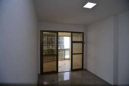 Apartamento para alugar com 115m², 3 quartos e 2 vagas Apartamento para alugar com 115m², 3 quartos e 2 vagasSala