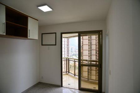 Apartamento para alugar com 115m², 3 quartos e 2 vagas Apartamento para alugar com 115m², 3 quartos e 2 vagasSuíte