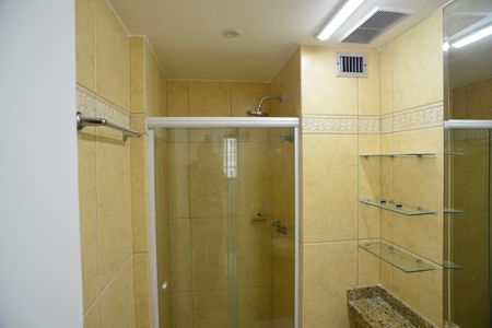 Apartamento para alugar com 115m², 3 quartos e 2 vagas Apartamento para alugar com 115m², 3 quartos e 2 vagasBanheiro Social