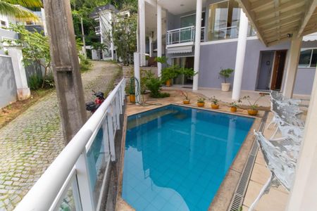 Casa para alugar com 300m², 3 quartos e 3 vagasÁrea externa