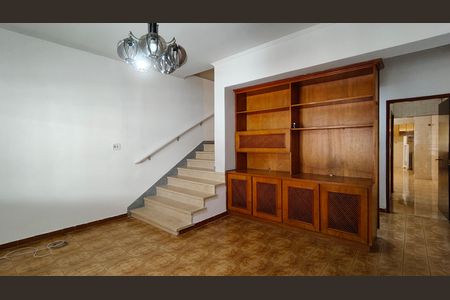 Casa para alugar com 3 quartos, 160m² em Vila Arcadia, São Paulo