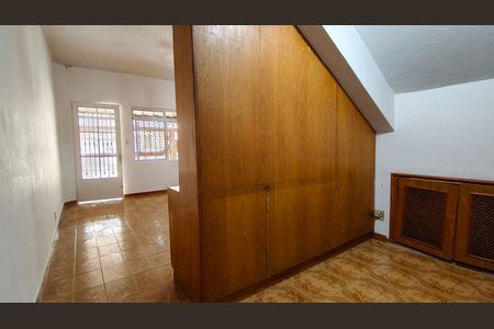 Casa para alugar com 3 quartos, 160m² em Vila Arcadia, São Paulo