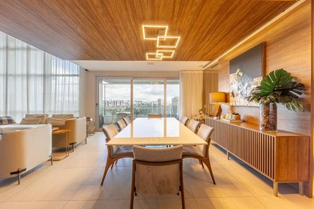 Apartamento à venda com 226m², 2 quartos e 3 vagas Apartamento à venda com 226m², 2 quartos e 3 vagasFoto 01