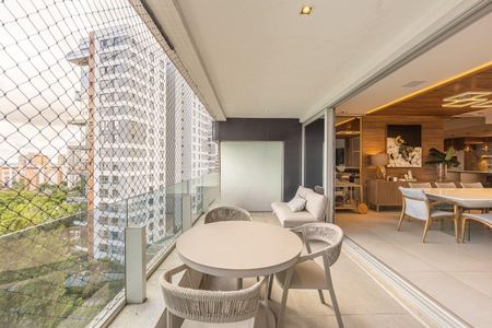 Apartamento à venda com 226m², 2 quartos e 3 vagas Apartamento à venda com 226m², 2 quartos e 3 vagasFoto 23