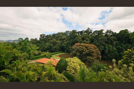 Casa à venda com 35m², 4 quartos e 8 vagas