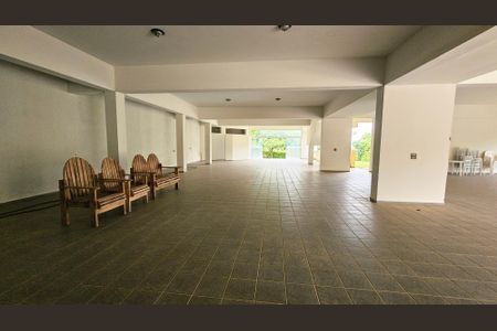 Casa à venda com 35m², 4 quartos e 8 vagas