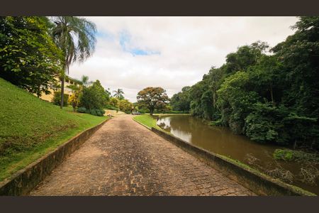 Casa à venda com 35m², 4 quartos e 8 vagas