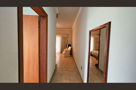 Casa à venda com 35m², 4 quartos e 8 vagas