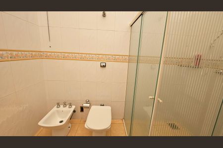 Casa à venda com 35m², 4 quartos e 8 vagas