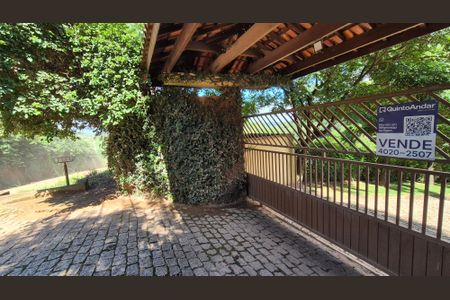 Casa à venda com 35m², 4 quartos e 8 vagas