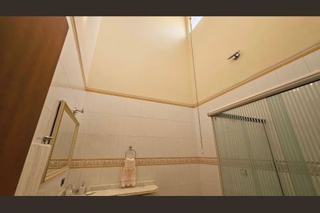 Casa à venda com 35m², 4 quartos e 8 vagas