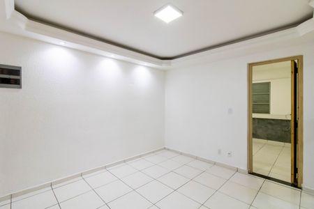 Sala de apartamento para alugar com 2 quartos, 58m² em Jardim Flor da Montanha, Guarulhos