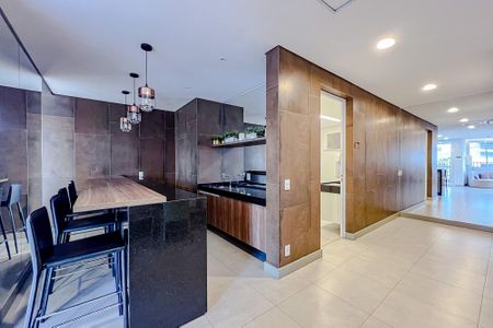 Apartamento para alugar com 68m², 2 quartos e 1 vagaÁrea comum