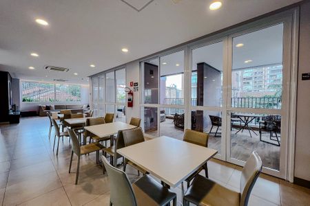 Apartamento para alugar com 68m², 2 quartos e 1 vagaÁrea comum - Piscina