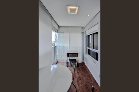 Apartamento para alugar com 68m², 2 quartos e 1 vaga Apartamento para alugar com 68m², 2 quartos e 1 vagaVaranda da Sala