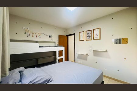 Casa à venda com 2000m², 3 quartos e 3 vagasQuarto