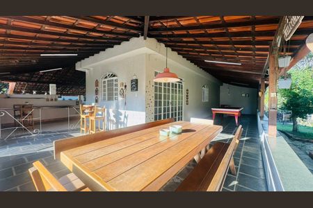 Casa à venda com 2000m², 3 quartos e 3 vagasÁrea comum