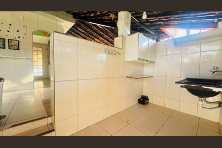 Casa à venda com 2000m², 3 quartos e 3 vagasÁrea de serviço