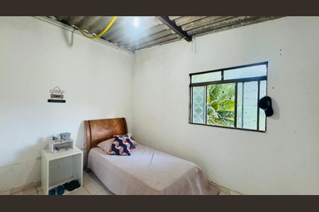 Quarto de casa à venda com 3 quartos, 2000m² em Estâncias Imperiais, Contagem