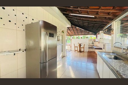 Casa à venda com 2000m², 3 quartos e 3 vagasCozinha