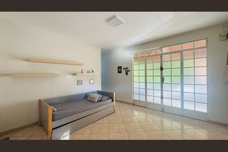 Sala de casa à venda com 3 quartos, 2000m² em Estâncias Imperiais, Contagem