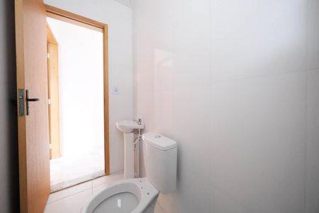 Banheiro de apartamento para alugar com 1 quarto, 65m² em Vila Marieta, São Paulo